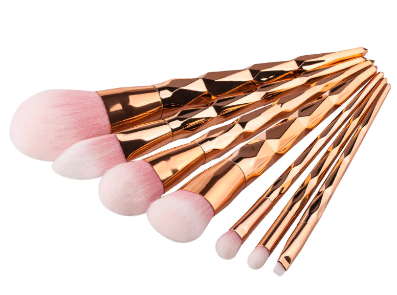 7 Makeup Brush.